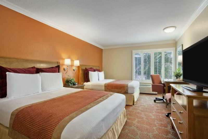 Desert Palms Hotel & Suites Anaheim Resort Exterior foto